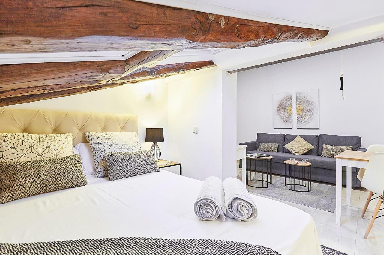 Leeways Xxiv In Gran Via Apartment Madrid